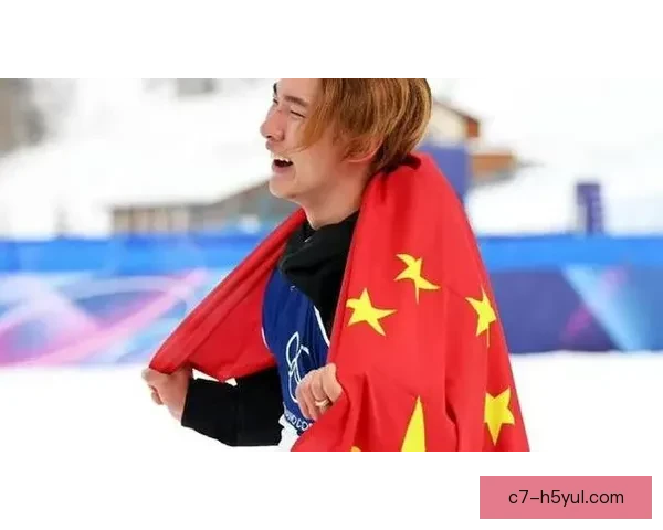 众星点赞苏翊鸣夺金太燃时刻了